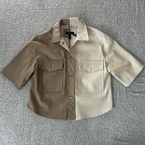 NWOT Aqua cropped tan and cream faux leather cropped button up Size S